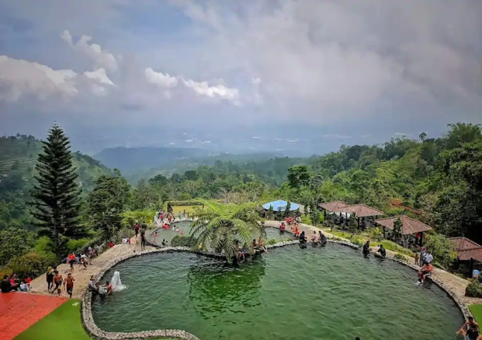 Umbul Sidomukti, Ketika Alam Menawarkan Tenang dan Petualangan Umbul Sidomukti, Ketika Alam Menawarkan Tenang dan Petualangan